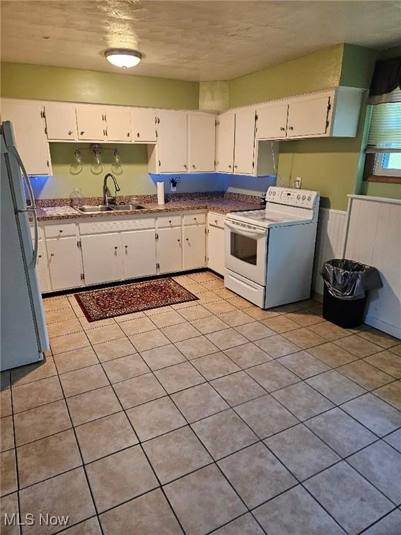 3890 Ayershire Dr, Youngstown, OH 44511 - photo 6