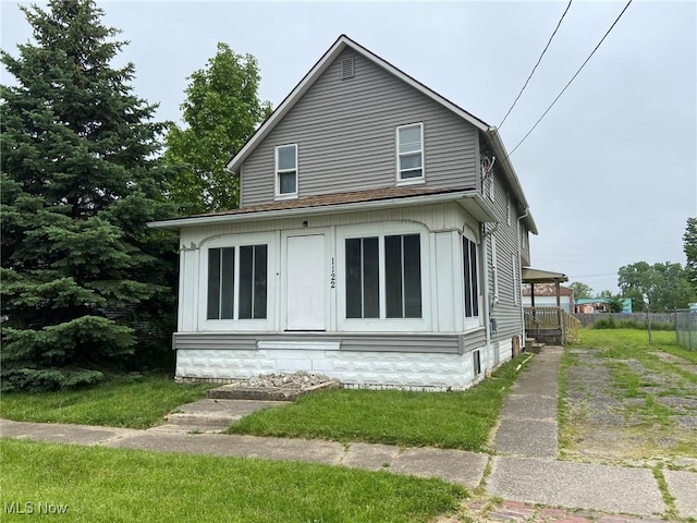 1122 W 17th St, Lorain, OH 44052 - view of front of property