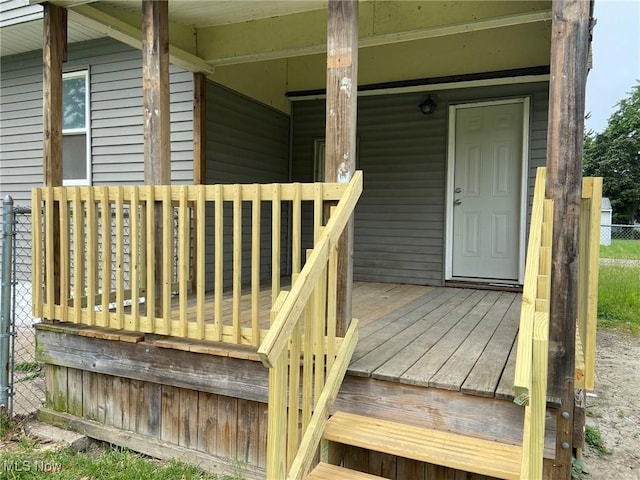 1122 W 17th St, Lorain, OH 44052 - view of deck