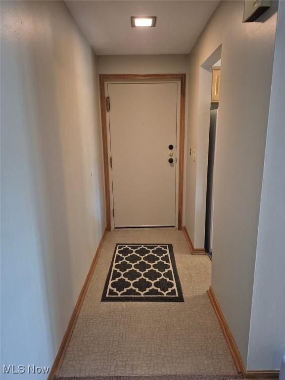 4360 Inner Circle Dr Unit C14, Brunswick, OH 44212 - corridor featuring baseboards