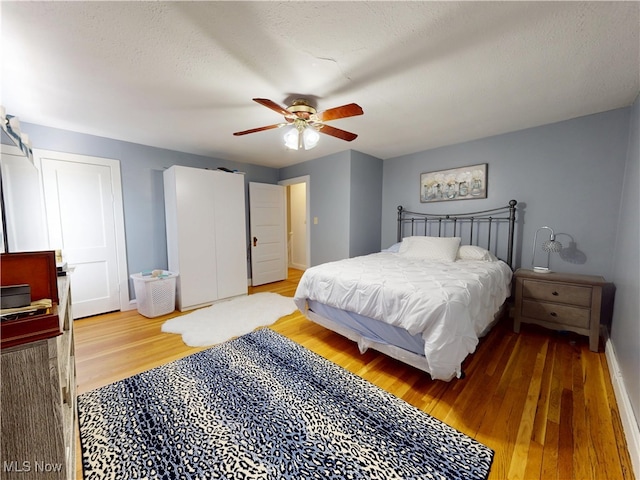 1907 Robindale St, Wickliffe, OH 44092 - bedroom featuring wood finished floors and a ceiling fan