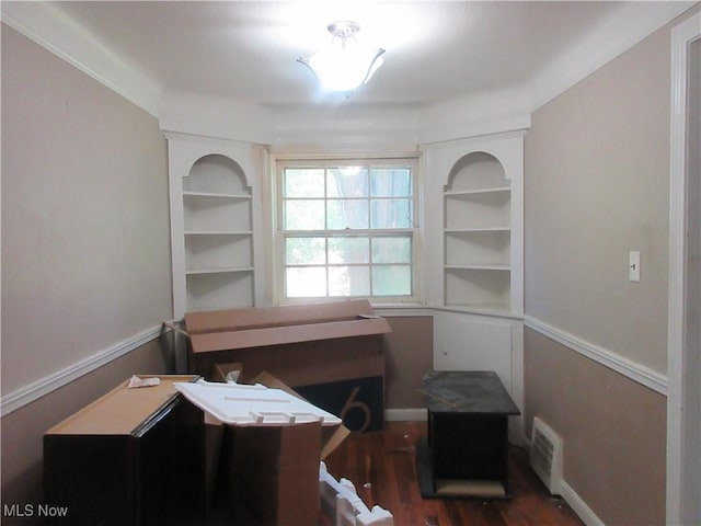 18019 Chagrin Blvd, Shaker Heights, OH 44122 - office area featuring wood finished floors and baseboards