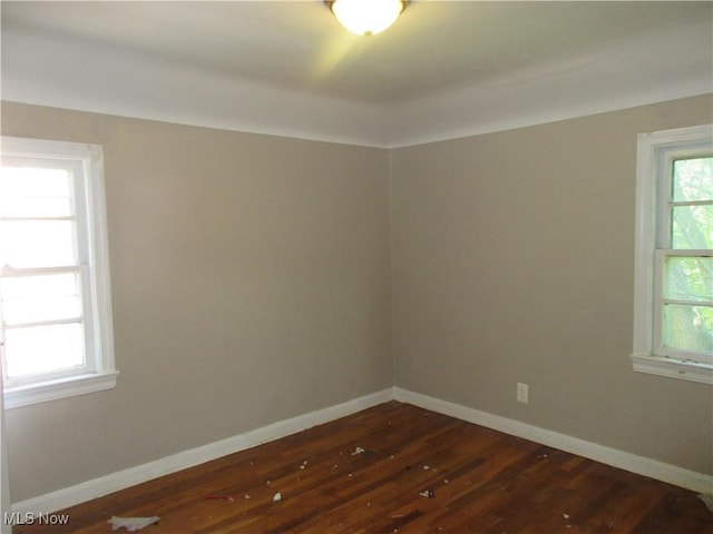 18019 Chagrin Blvd, Shaker Heights, OH 44122 - unfurnished room with dark wood-style flooring and baseboards