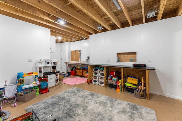 2979 Cloverhurst St NE, Canton, OH 44721 - finished basement featuring baseboards