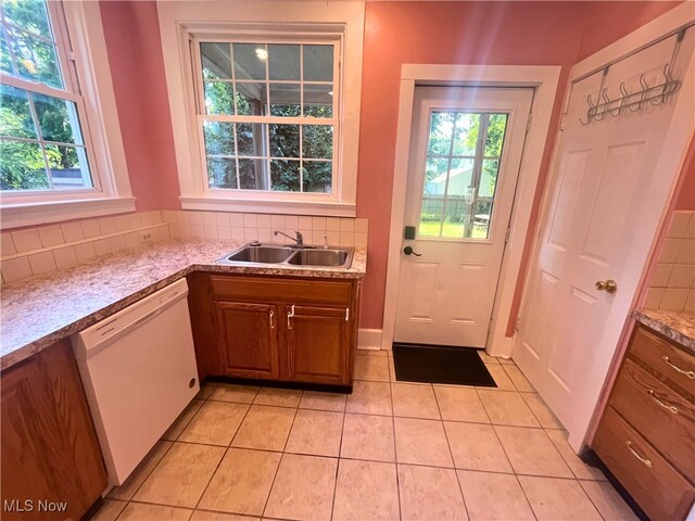 521 Brittain Rd, Akron, OH 44305 - photo 7