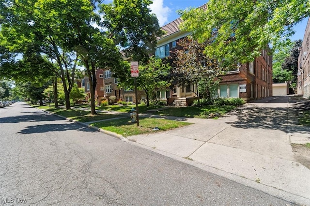 2759 Hampshire Rd Unit 3, Cleveland Heights, OH 44106 - photo 3