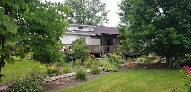 1683 Ridgewood Dr, Salem, OH 44460 - view of grassy yard featuring a wooden deck