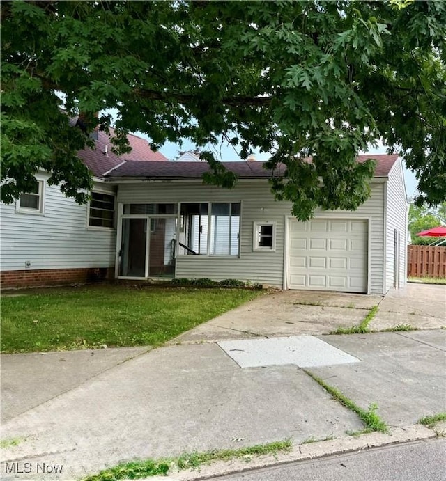 410 Maplewood Dr, Willowick, OH 44095 - photo 14
