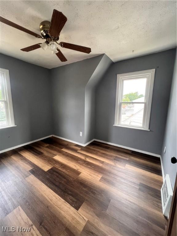 12000 Brighton Ave, Cleveland, OH 44111 - photo 23