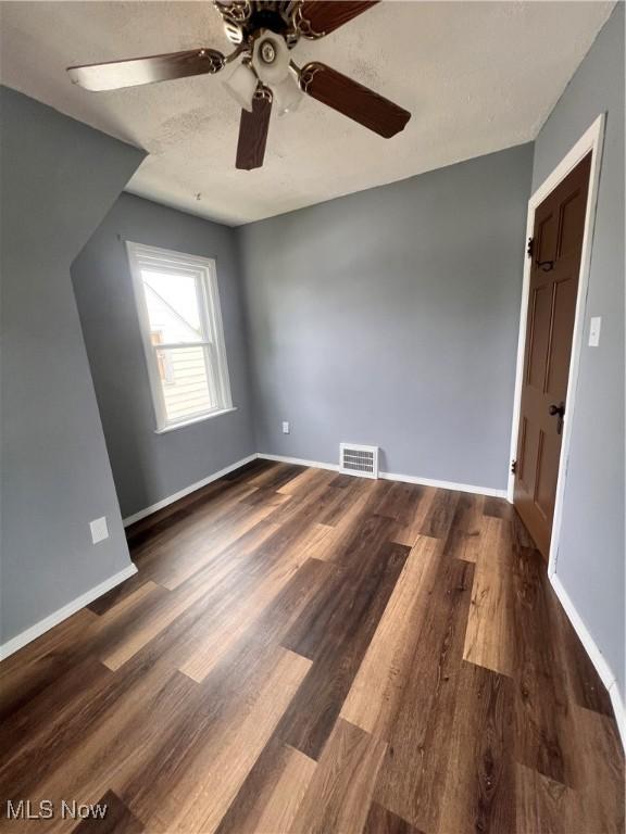 12000 Brighton Ave, Cleveland, OH 44111 - photo 25