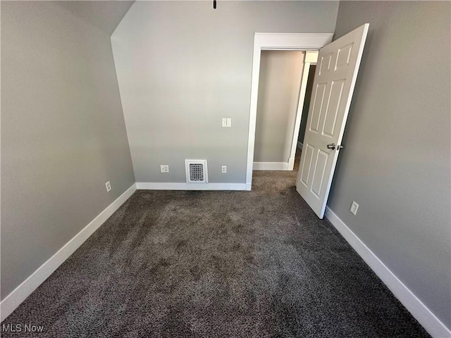 38 Franklin Ave, Niles, OH 44446 - empty room featuring dark carpet