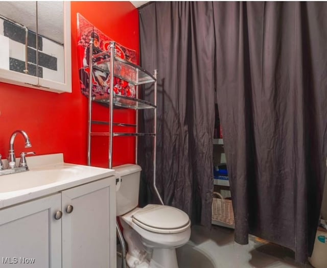 1582 Hilda Ave, Lakemore, OH 44250 - full bath featuring toilet and vanity