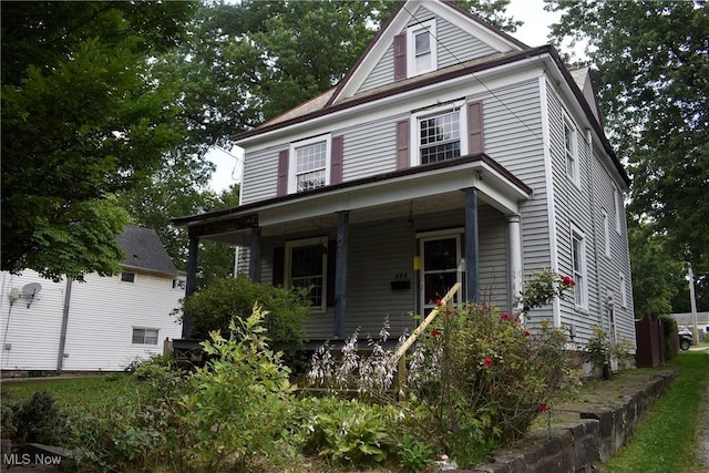 664 N Ellsworth Ave, Salem, OH 44460 - view of front of house featuring covered porch