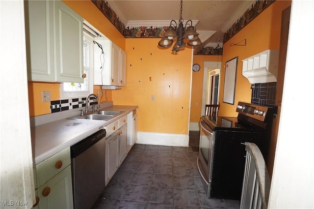 664 N Ellsworth Ave, Salem, OH 44460 - kitchen featuring stainless steel appliances, a chandelier, range hood, backsplash, and light countertops
