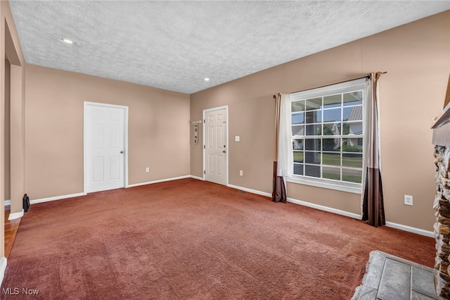 3303 Tuxedo Ave, Parma, OH 44134 - foyer with a textured ceiling, carpet floors, and recessed lighting