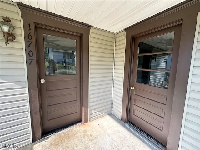 16707 Terrace Ave, Caldwell, OH 43724 - property entrance