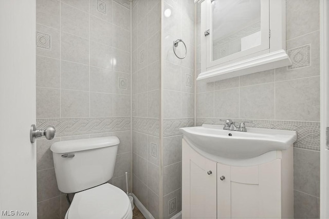 6434 Union Ave NE, Alliance, OH 44601 - bathroom with tile walls and vanity