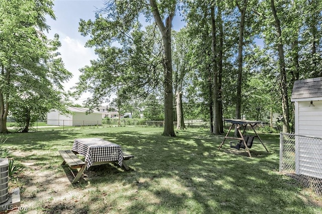 3498 Clayton Dr, North Olmsted, OH 44070 - view of yard