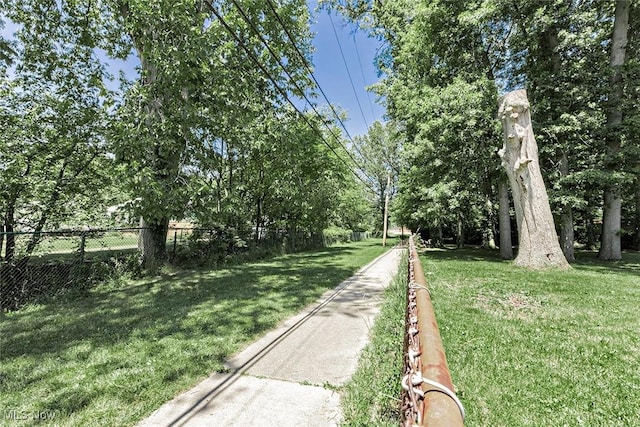 3498 Clayton Dr, North Olmsted, OH 44070 - view of yard