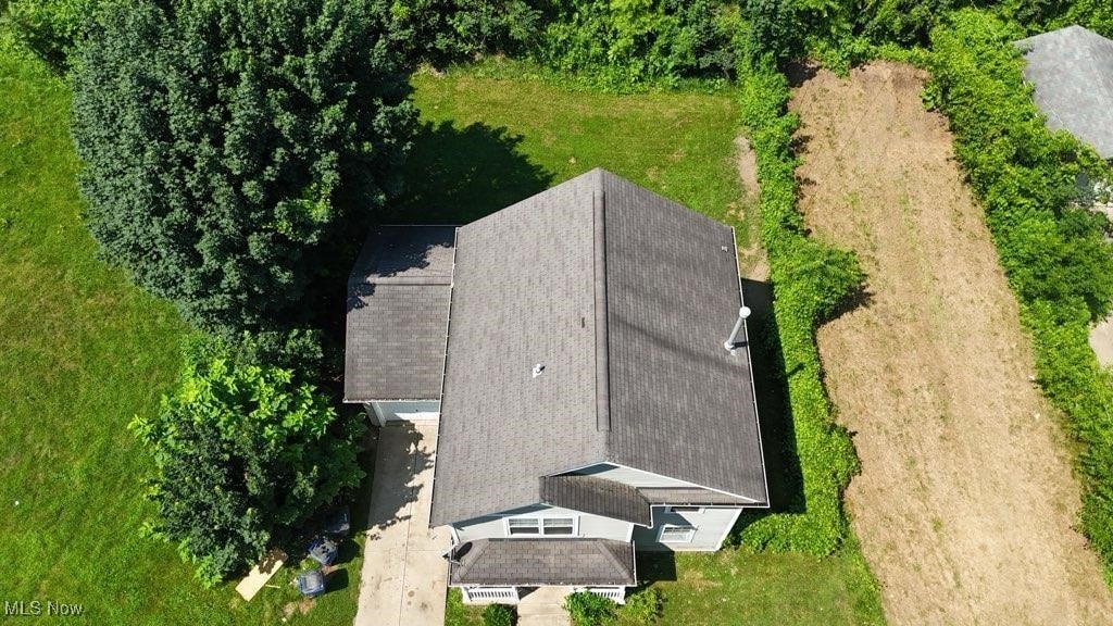 1016 Wheelock Rd, Cleveland, OH 44103 - photo 3