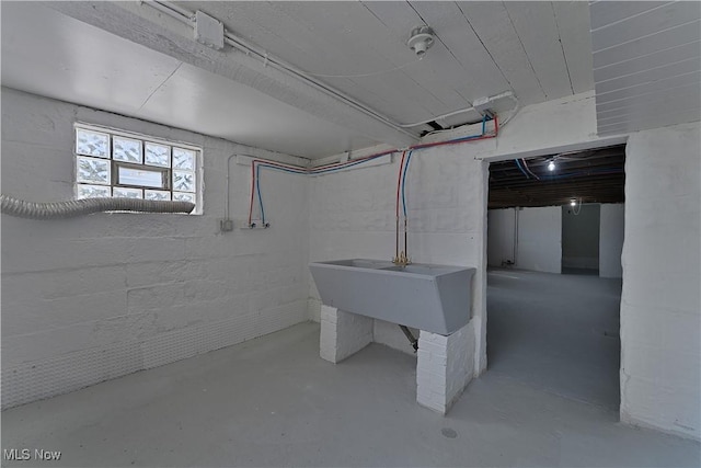 533 12th St, Campbell, OH 44405 - below grade area featuring concrete block wall