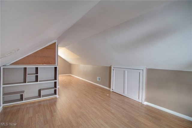 4606 Maplecrest Ave, Parma, OH 44134 - bonus room with wood finished floors and vaulted ceiling