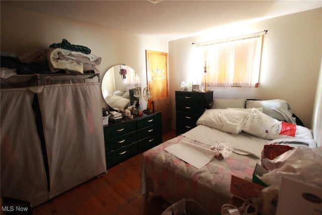 72 S Hartford Ave, Youngstown, OH 44509 - bedroom featuring wood finished floors