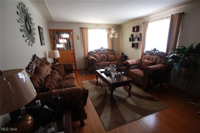 72 S Hartford Ave, Youngstown, OH 44509 - living room featuring wood finished floors