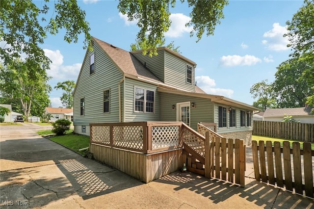 1811 Stepney St, Niles, OH 44446 - rear view of house with roof with shingles