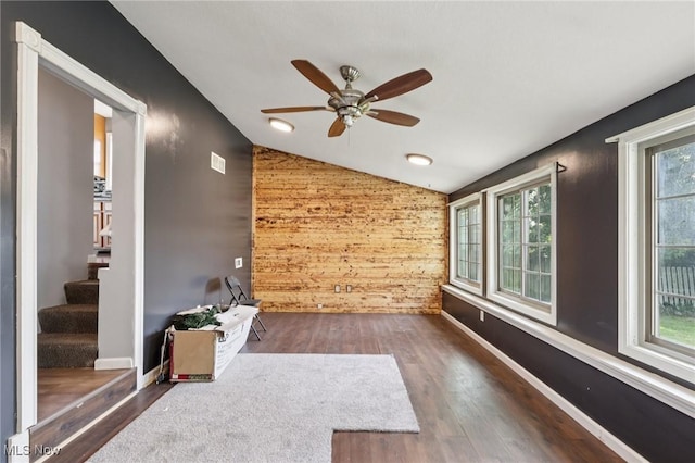 1811 Stepney St, Niles, OH 44446 - unfurnished sunroom featuring vaulted ceiling