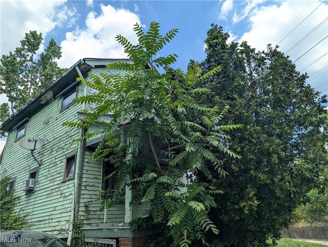14717 Orinoco Ave, East Cleveland, OH 44112 - view of property exterior