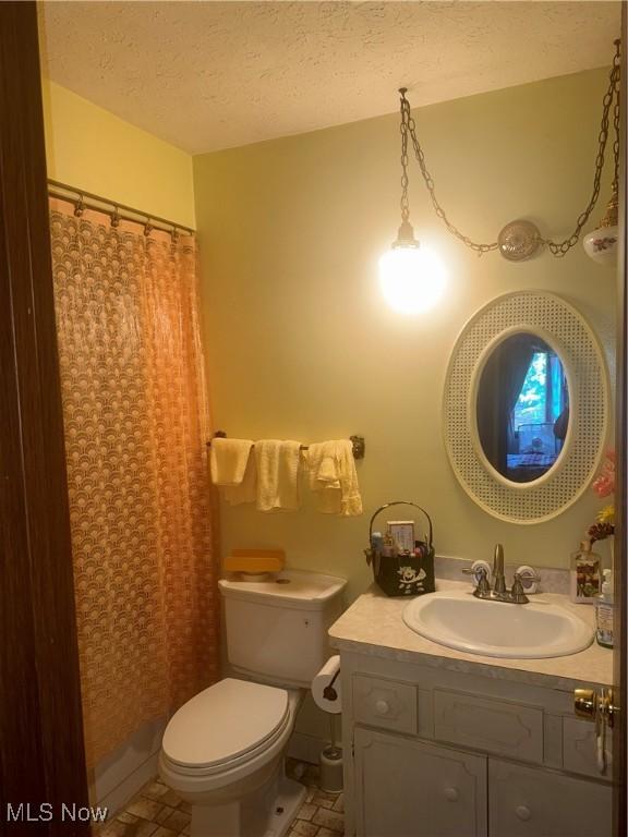 20930 Halworth Rd, Shaker Heights, OH 44122 - photo 18