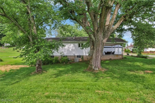 201 Hancock St, Woodsfield, OH 43793 - view of green lawn
