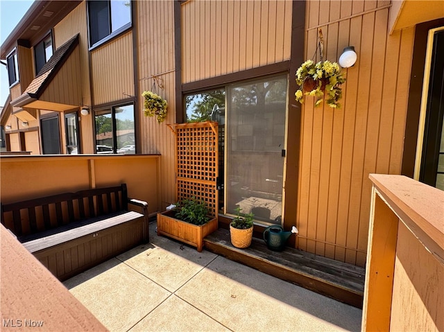 35049 N Turtle Trl Unit C, Willoughby, OH 44094 - view of patio / terrace