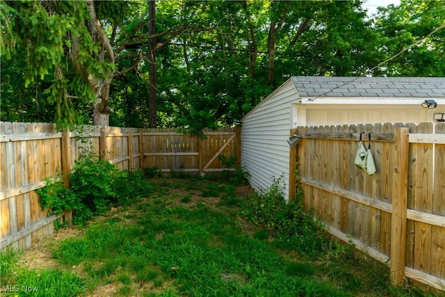 19005 Pawnee Ave, Cleveland, OH 44119 - view of fenced backyard