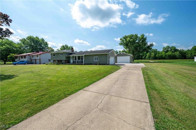 2835 Hallock Young Rd SW, Warren, OH 44481 - tri-level home with a front yard and driveway