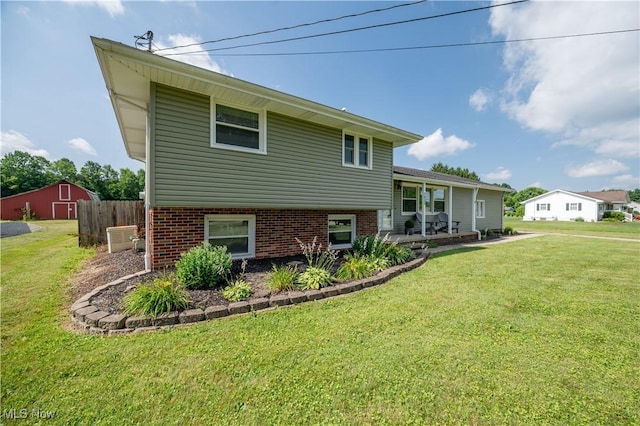 2835 Hallock Young Rd SW, Warren, OH 44481 - back of house
