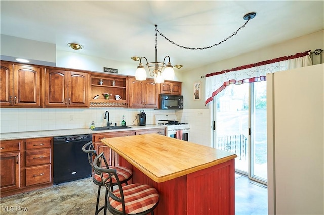 2948 Robin Hill Ln, Mogadore, OH 44260 - kitchen with black appliances, tasteful backsplash, a kitchen breakfast bar, open shelves, and a kitchen island