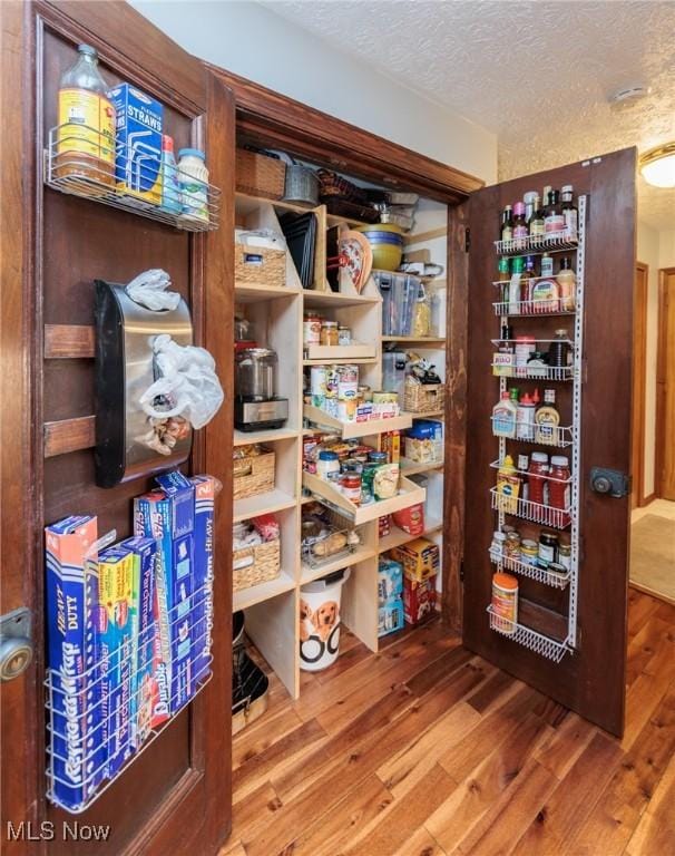 6252 Pebblebrook Ln, North Olmsted, OH 44070 - view of pantry