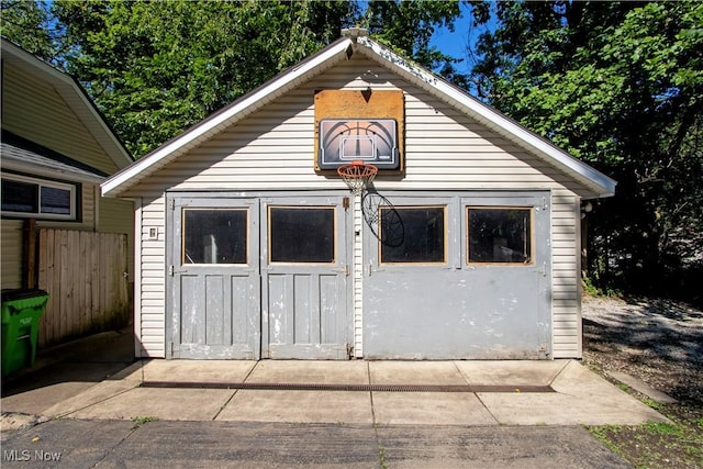 645 Saybolt Ave, Wooster, OH 44691 - view of garage