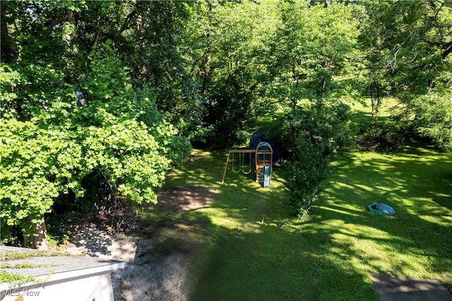 645 Saybolt Ave, Wooster, OH 44691 - view of grassy yard