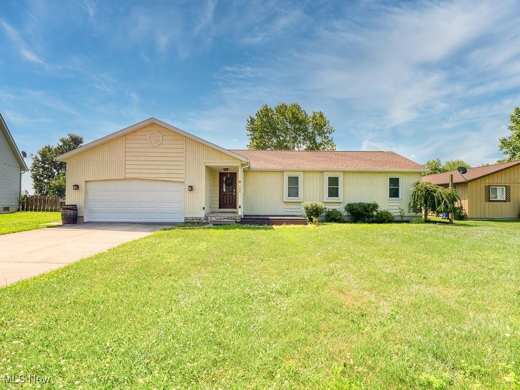 200 Parklane Dr, Lagrange, OH 44050 - photo 1