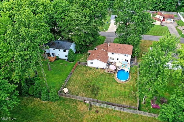 252 Greenbriar Dr, Cortland, OH 44410 - aerial view of a pool