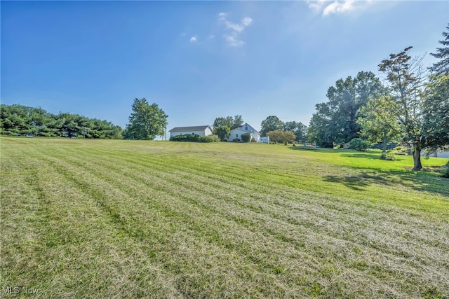 9827 Akron Rd, Rittman, OH 44270 - view of green lawn