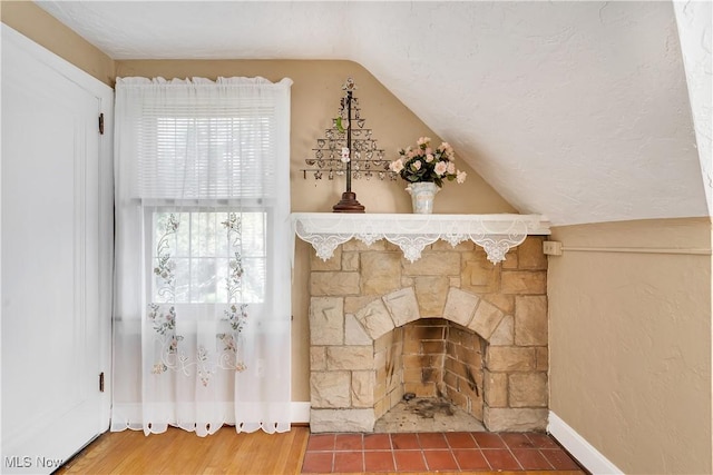 6100 Glenwood Ave, Boardman, OH 44512 - detailed view of baseboards