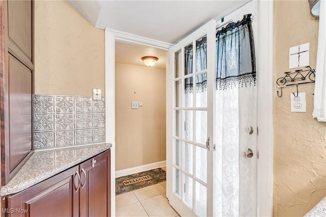 6100 Glenwood Ave, Boardman, OH 44512 - doorway featuring light tile patterned floors