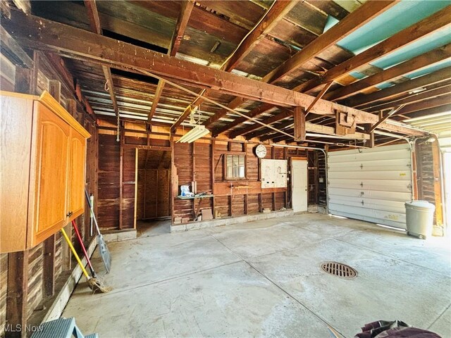 3109 Latimer Ave, Ashtabula, OH 44004 - view of garage