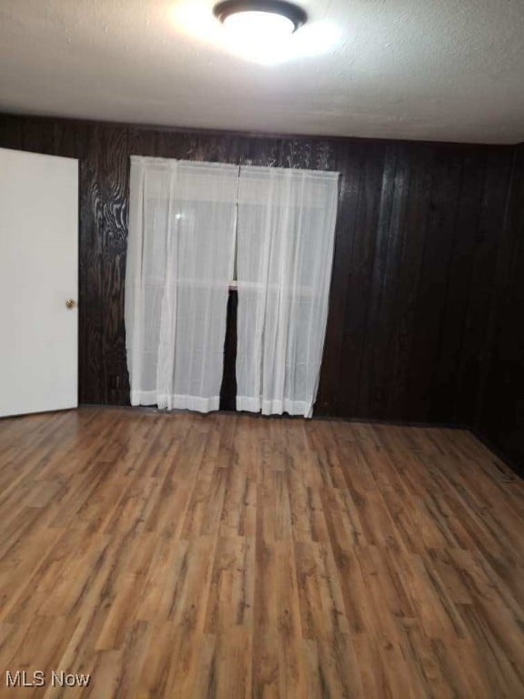 29901 Eddy Rd, Willoughby Hills, OH 44094 - photo 7