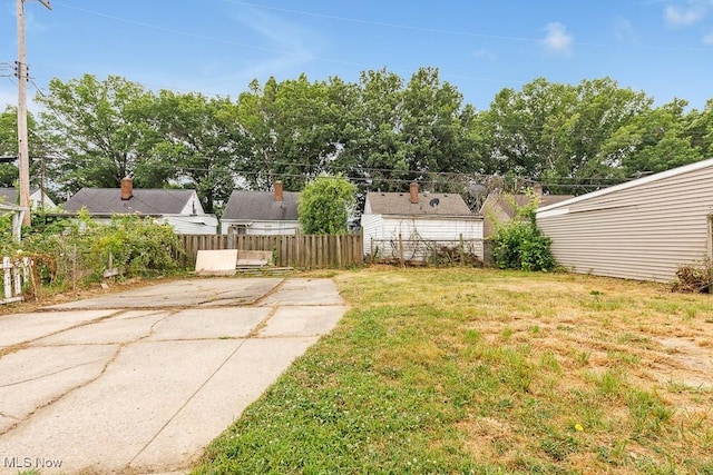 11913 Wayland Ave, Cleveland, OH 44111 - photo 28