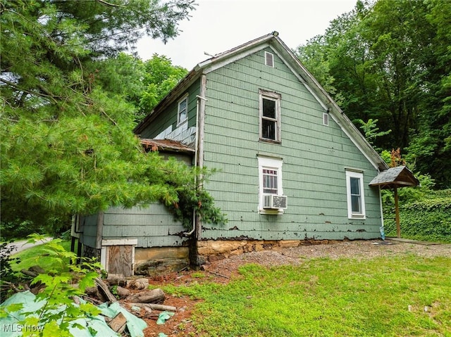 55225 Township Road 224, Fresno, OH 43824 - view of side of property featuring cooling unit